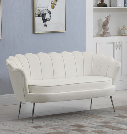 Gardenia - Loveseat