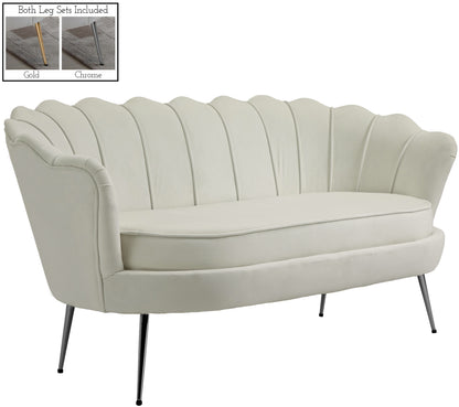 Gardenia - Loveseat